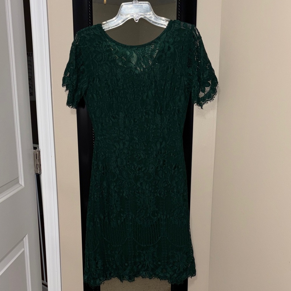 Elegant Green Lace Dress